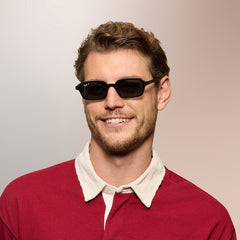 Ray-Ban Zuri | 4455 Nero/Polarized grigio scuro